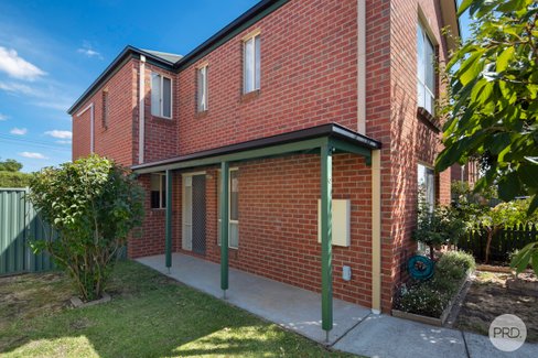 6 Bentley Place, BALLARAT EAST VIC 3350
