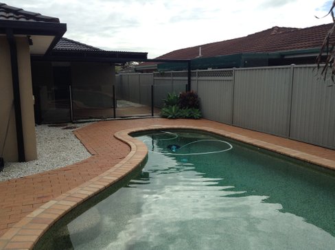 6 Bergamont Street, ELANORA QLD 4221