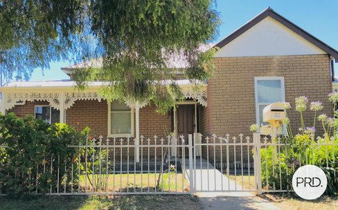 6 Black Street, CULCAIRN NSW 2660