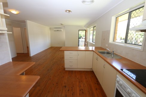 6 Bloodwood Crescent, MOLENDINAR QLD 4214