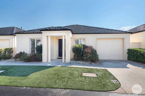 6 Brighton Court, WENDOUREE VIC 3355