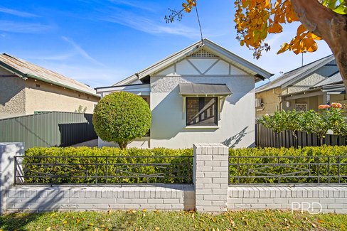 6 Broad Street, WAGGA WAGGA NSW 2650