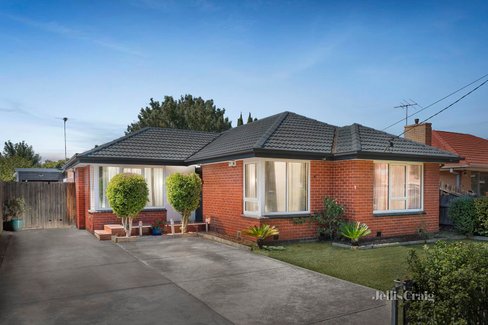 6 Bryan Avenue Altona North 3025