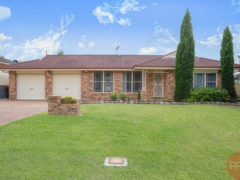 6 Budgeree Drive, ABERGLASSLYN NSW 2320