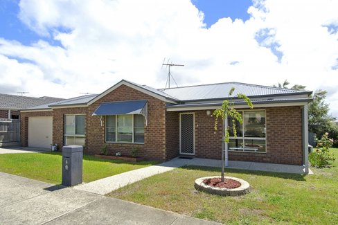 6 Carradale Street Waurn Ponds 3216