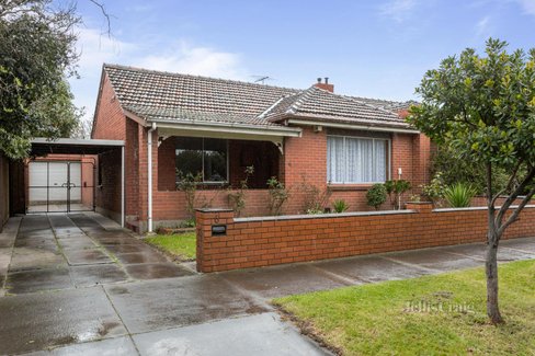 6 Centre Avenue Port Melbourne 3207
