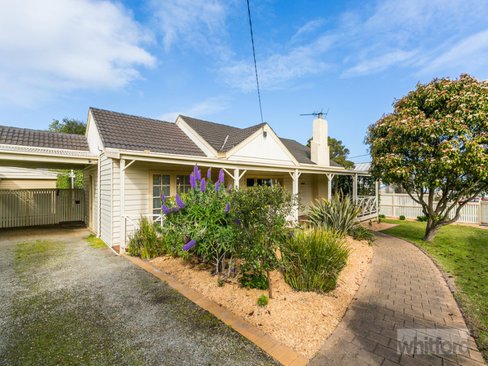 6 Charles Lane, Torquay