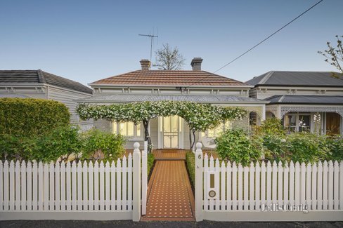 6 Churchill Grove Hawthorn 3122