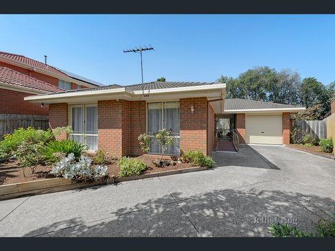 6 Clay Court Blackburn North 3130