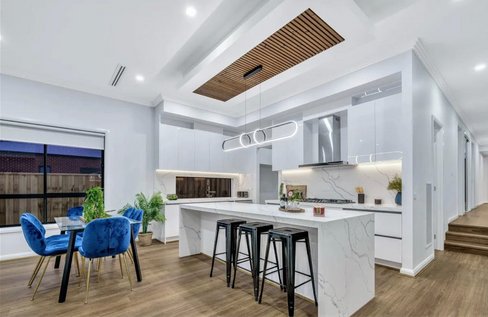 6 Comradeship Court, CLYDE NORTH VIC 3978