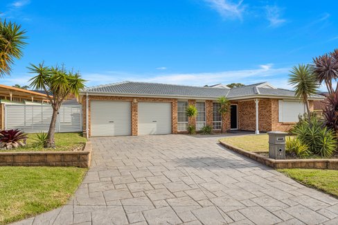 6 Denham Drive, HORSLEY NSW 2530