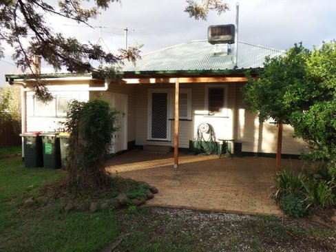 6 Edward Street, TAMWORTH NSW 2340