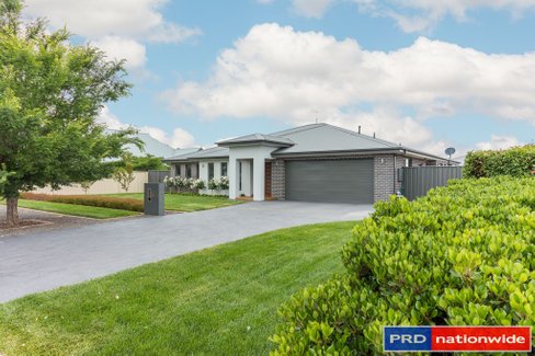 6 Eyre Street, BUNGENDORE NSW 2621
