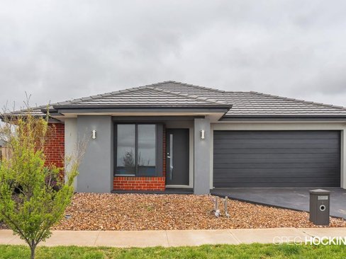 6 Fairhall Avenue Werribee 3030