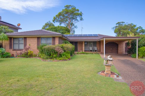 6 Foveaux Crescent, METFORD NSW 2323