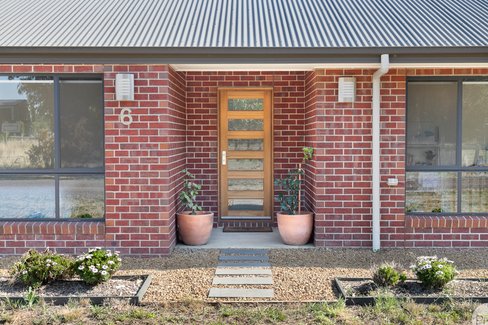 6 Gardners Lane, SNAKE VALLEY