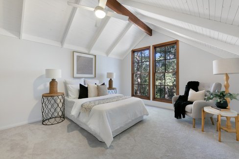 6 Horsman Road, Elanora QLD 4221