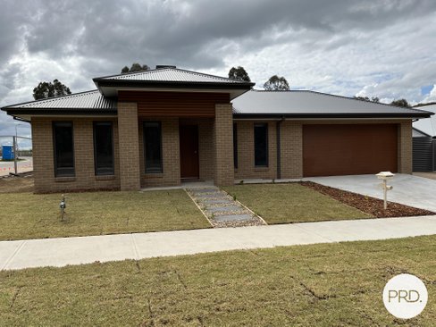 6 Hurley Circuit, BARANDUDA VIC 3691