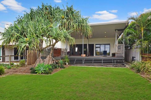 6 Hyndes Lane, CASUARINA NSW 2487