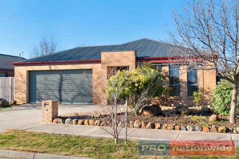 6 Ilvia Way, SEBASTOPOL VIC 3356