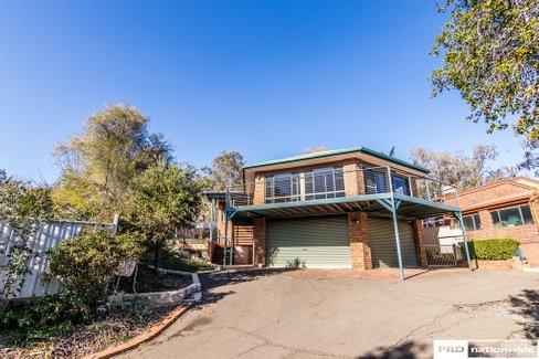 6 Jacaranda Place, TAMWORTH NSW 2340