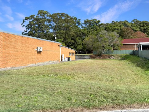 6 Kew Road, LAURIETON