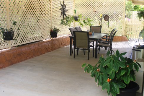 6 Kirrang Place, BOYNE ISLAND QLD 4680