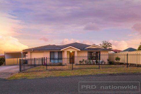 6 Leaver St, GRETA NSW 2334