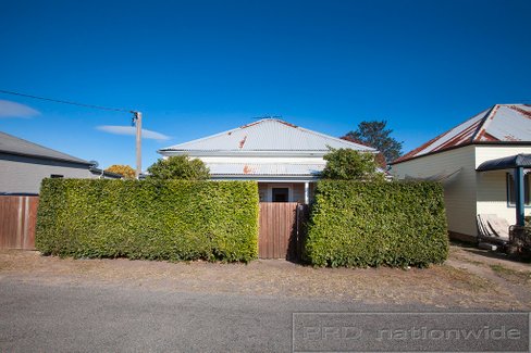 6 Lewis St, GRETA NSW 2334