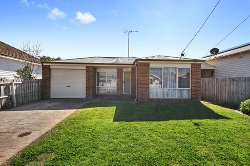 6 Loftus Street East Geelong 3219