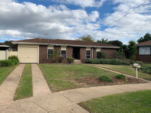 6 Logan Court, SHEPPARTON VIC 3630