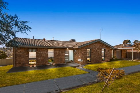 6 Marshall Crescent, KENNINGTON VIC 3550