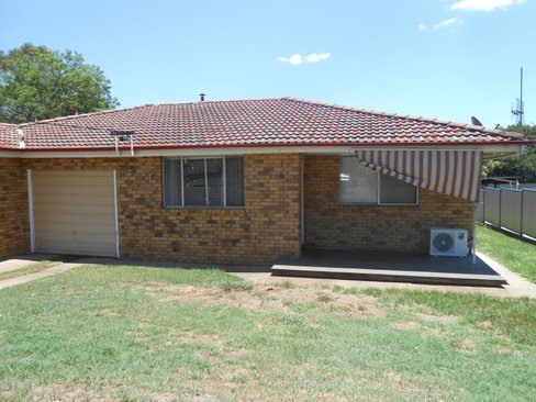 6 Martin Street, TAMWORTH NSW 2340
