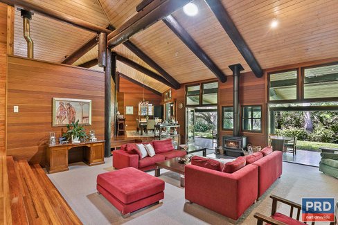 6 McLaughlin Road, FERNEY QLD 4650