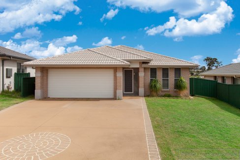 6 Mileham Cct, RUTHERFORD NSW 2320