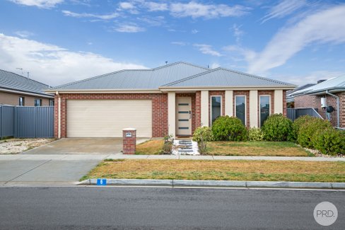 6 Monaghan Terrace, ALFREDTON VIC 3350