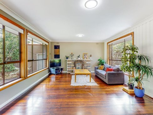 6 Moray Street Bentleigh East 3165