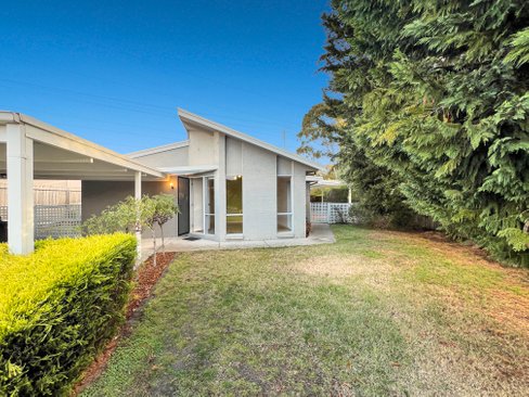 6 Natika Court  Grovedale 3216