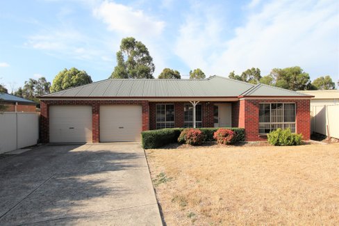 6 Northwood Court, INVERMAY PARK VIC 3350