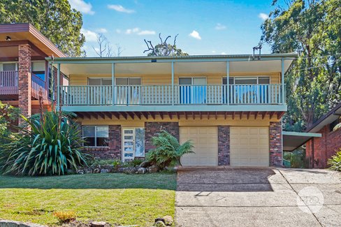 6 Oak Street, LUGARNO NSW 2210