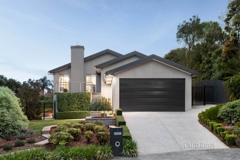 6 Oran Court Doncaster East 3109