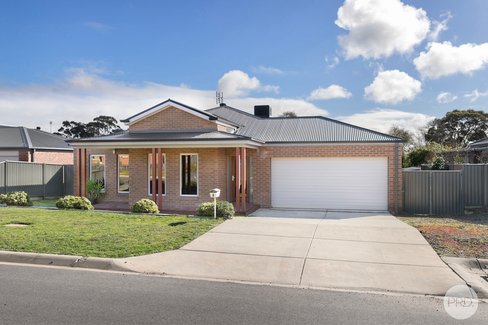 6 Orchid Court, BEAUFORT
