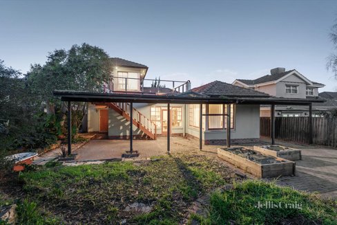 6 Orrong Crescent Camberwell 3124