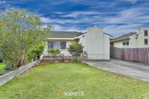 6 Pleasant Street Pascoe Vale 3044