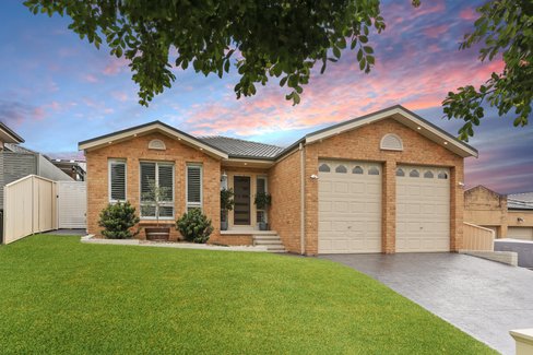 6 Reed Park Place, HORSLEY NSW 2530