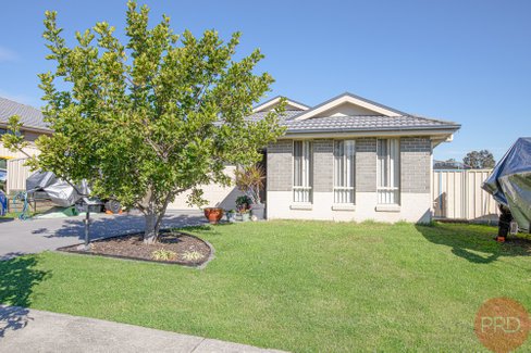 6 Sapphire Drive, RUTHERFORD NSW 2320