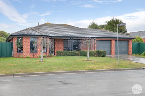 6 Shaftesbury Avenue, WINTER VALLEY