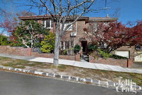 6 South Court Surrey Hills 3127