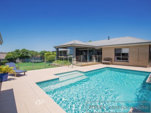 6 St Albans Pl, MORPETH NSW 2321