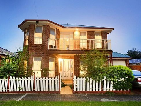 6 Surf Street Altona 3018